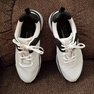 Men's Skechers D'Lux walker tennis shoes